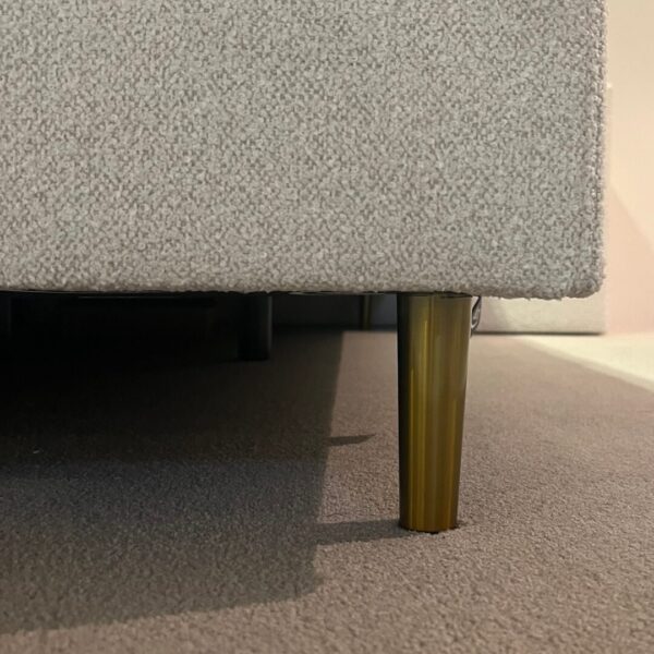 Boxspringbett und Nachtkommode Serta Ligne Express – Bild 3