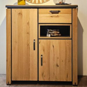 Highboard Farmland
