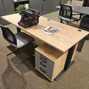 Schreibtisch mit Rollcontainer Techno