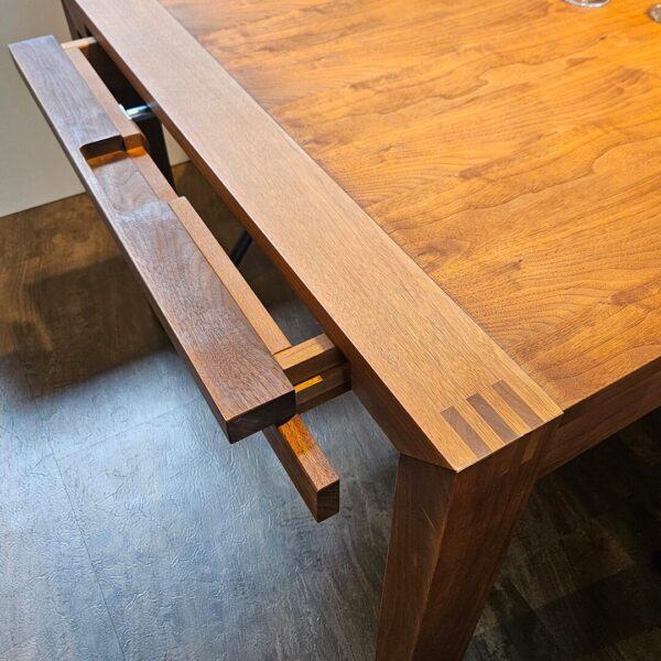 Tisch T8M – Bild 4