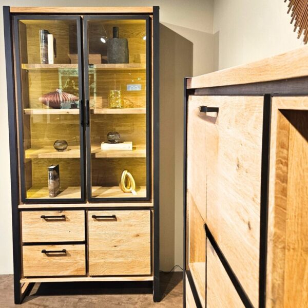 Vitrine Metalo