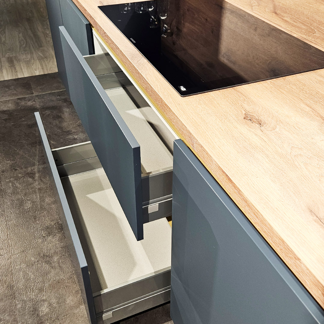 Nobilia Einbauküche Easytouch Fjordblau – Bild 18